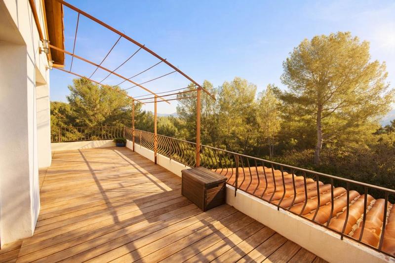 Appartement - 147 m² - 6 pièces