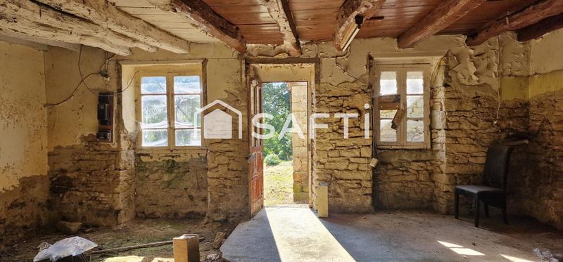 Maison - 250 m² - 4 pièces