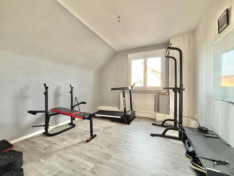 Maison traditionnelle - 109 m² - 4 pièces