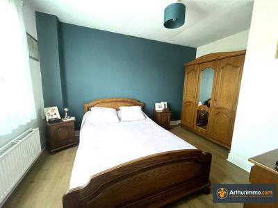 Maison - 102 m² - 5 pièces