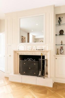 Maison - 221 m² - 12 pièces