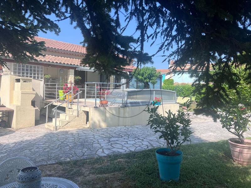 Maison - 180 m² - 6 pièces