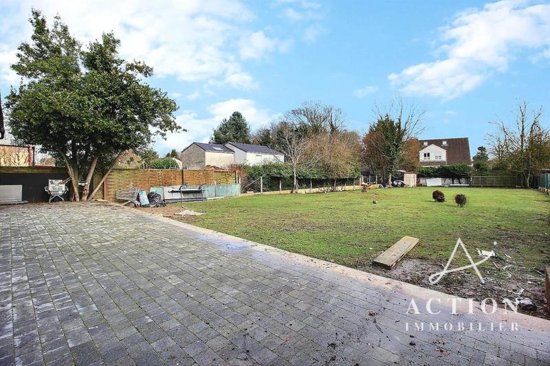 Maison - 180 m² - 7 pièces