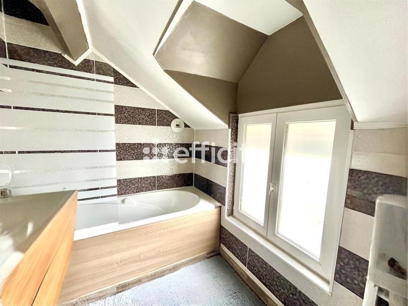 Maison - 114 m² - 6 pièces