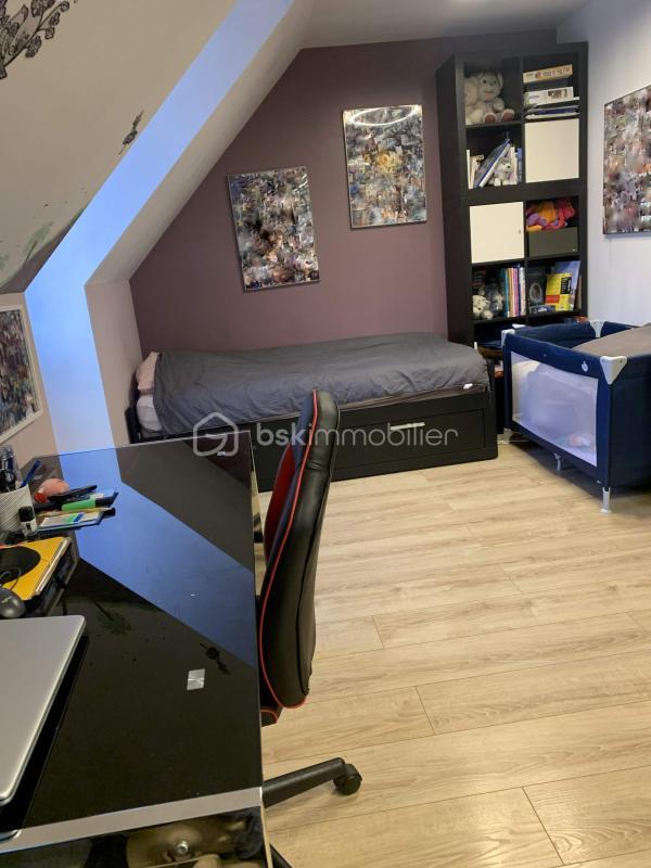 Maison traditionnelle - 134 m² - 6 pièces