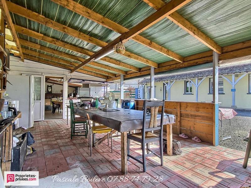 Maison - 200 m² - 7 pièces