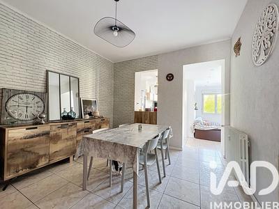 Appartement - 72 m² - 4 pièces