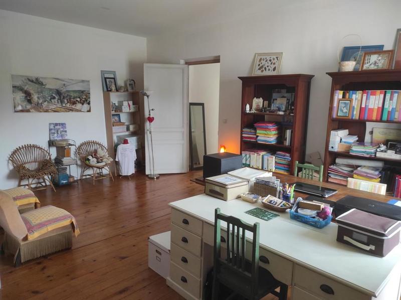 Maison - 460 m² - 18 pièces