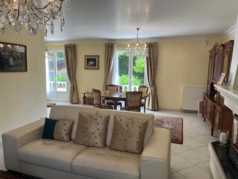 Maison - 153 m² - 7 pièces