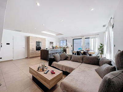 Maison contemporaine - 133 m² - 5 pièces