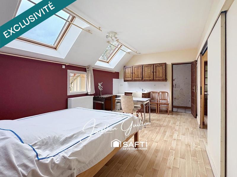 Maison - 272 m² - 8 pièces