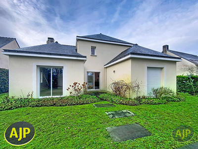 Maison - 136 m² - 6 pièces