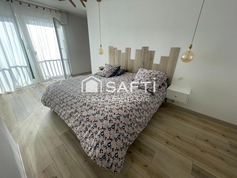 Maison - 255 m² - 9 pièces