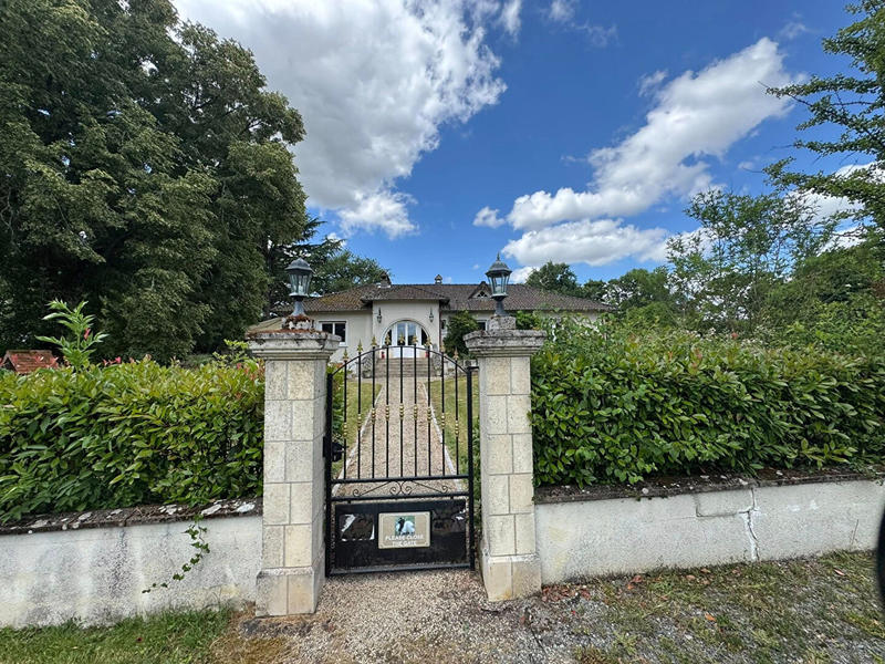 Maison - 165 m² - 6 pièces