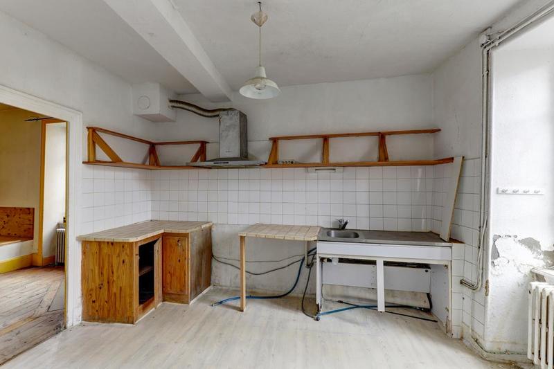 Propriété - 196 m²