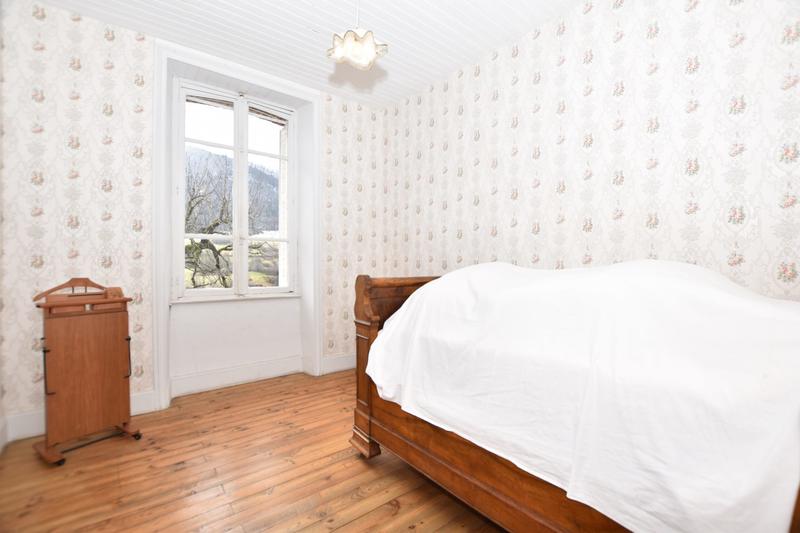 Maison - 218 m² - 12 pièces