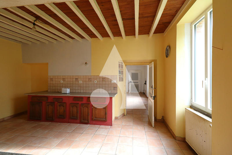 Maison - 204 m² - 5 pièces