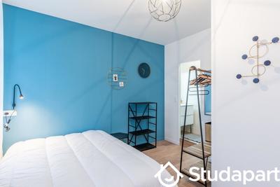 Chambre - 10 m² - 1 pièce