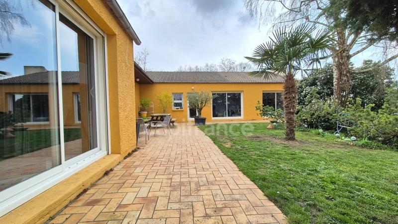 Maison - 178 m² - 7 pièces