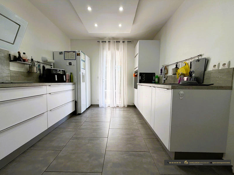 Maison - 101 m² - 4 pièces