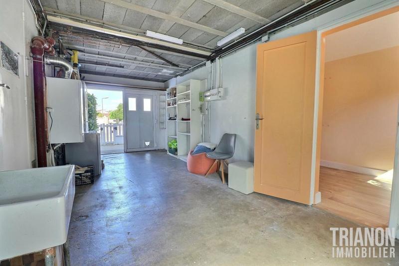 Maison - 153 m² - 9 pièces