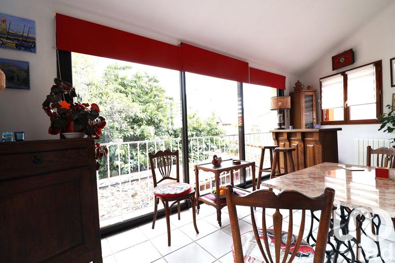 Maison - 151 m² - 5 pièces