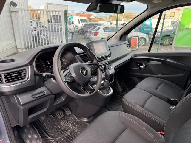 Renault Trafic Intens Blue Dci 150 Edc 8 Places Cam de Recul-Carte Mains Libres-Gps-Carplay