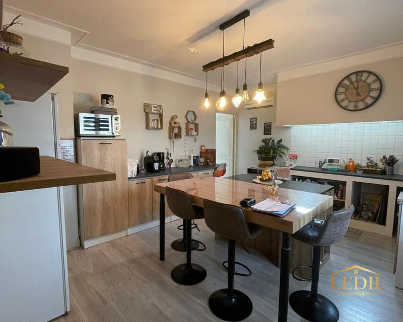 Maison de ville - 138 m² - 5 pièces