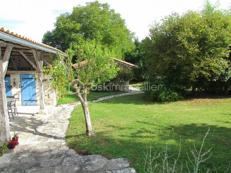 Maison ancienne - 223 m² - 7 pièces