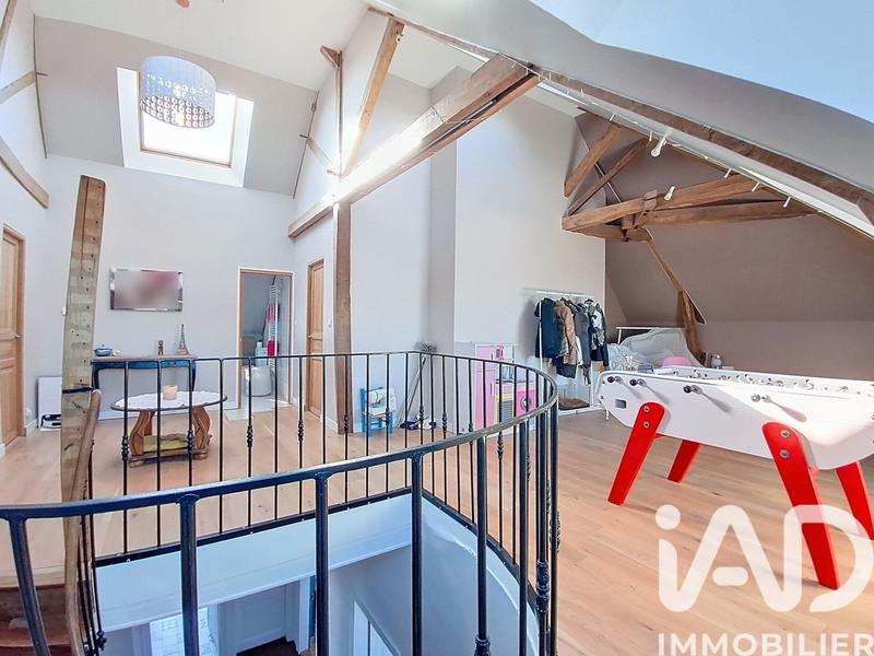 Maison - 317 m² - 11 pièces