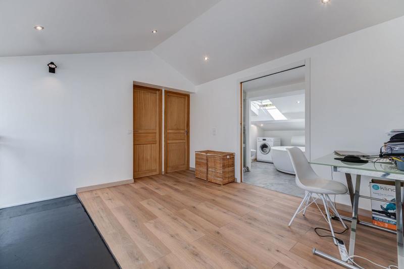 Appartement - 132 m² - 4 pièces