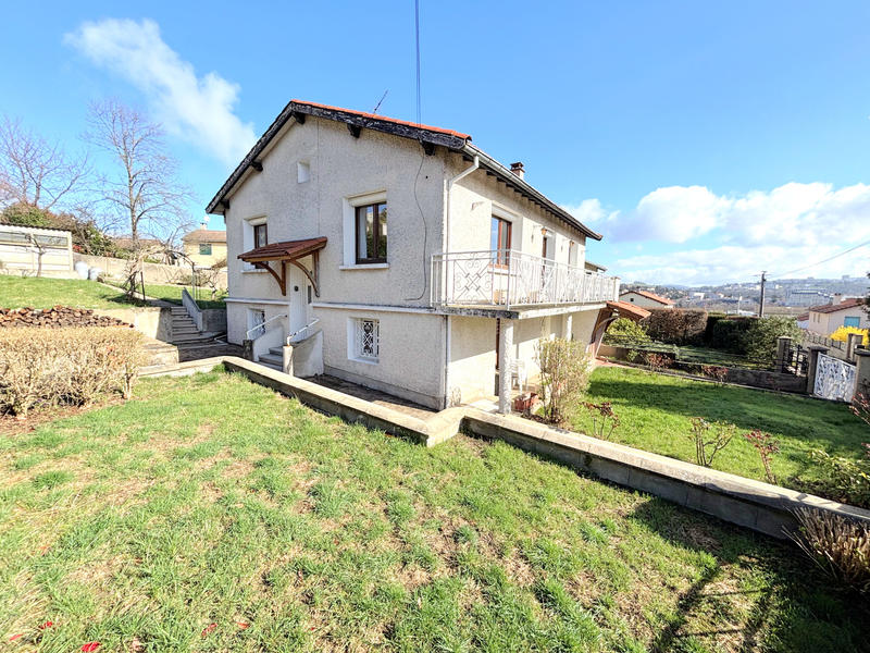 Maison - 84 m² - 4 pièces