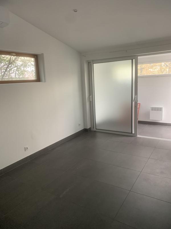 Local d'activités - 20 m²