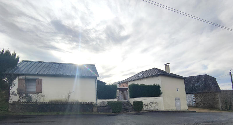 Maison - 85 m² - 6 pièces