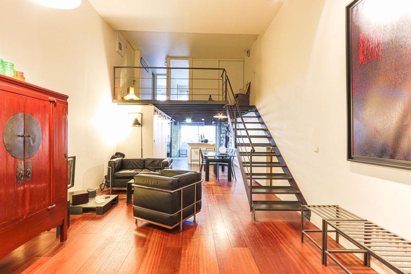 Loft - 97 m² - 3 pièces