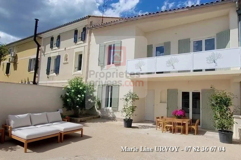 Maison - 151 m² - 8 pièces