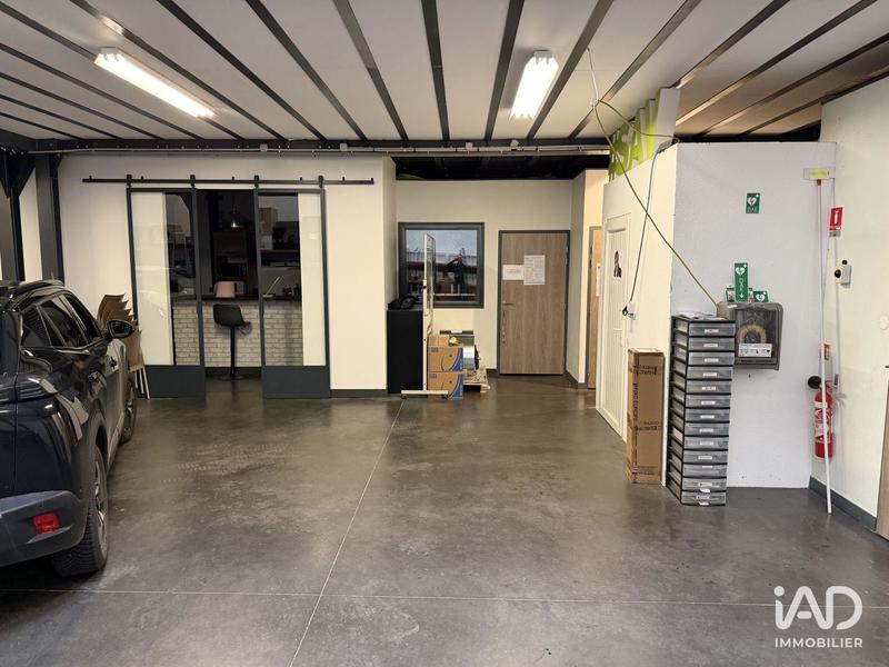 Local commercial - 564 m²
