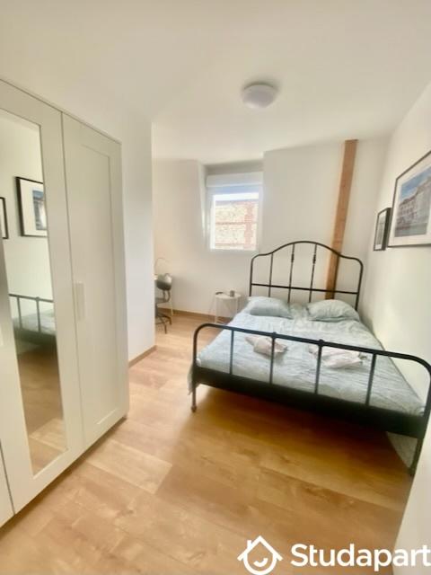 Chambre - 13 m² - 1 pièce