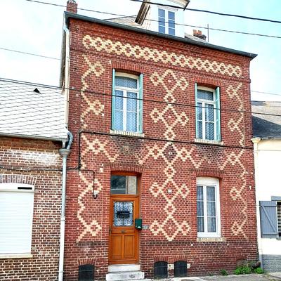Maison - 94 m² - 6 pièces