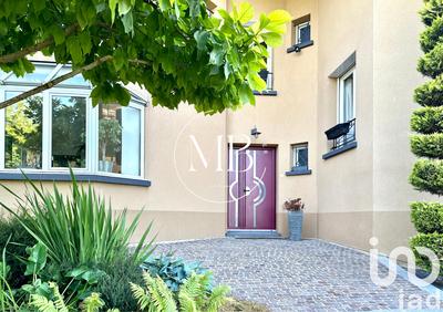 Maison de maîtres - 274 m² - 6 pièces