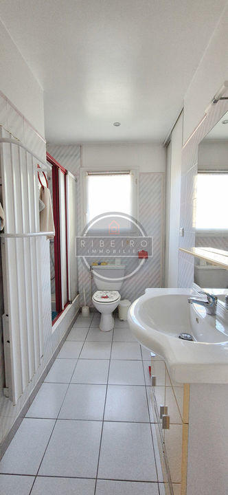 Villa - 70 m² - 4 pièces