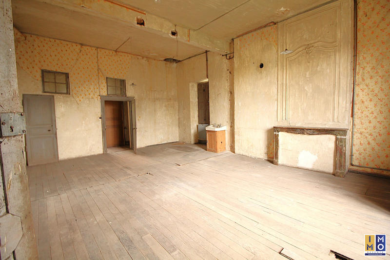 Maison ancienne - 348 m² - 13 pièces