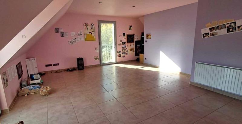 Maison - 179 m² - 7 pièces