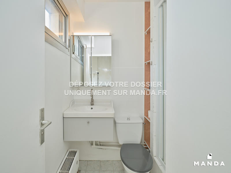 Studio - 13 m² - 1 pièce