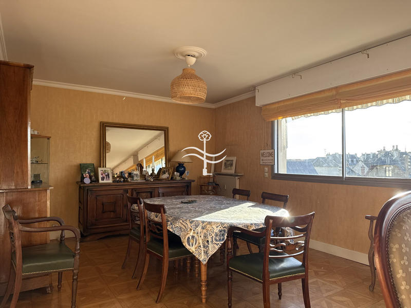 Appartement - 123 m² - 5 pièces