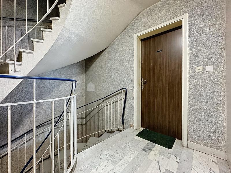 Appartement - 82 m² - 3 pièces