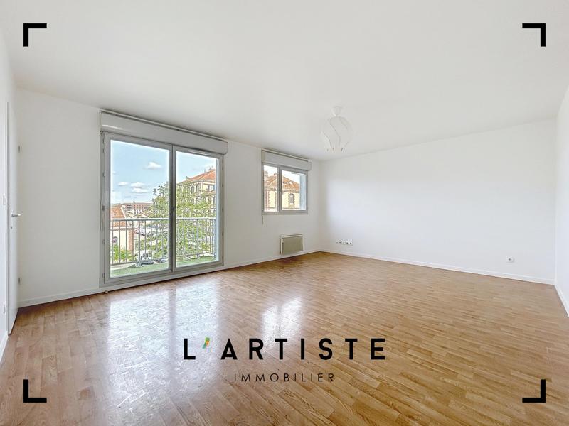 Appartement - 75 m² - 3 pièces