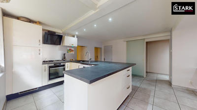 Maison - 141 m² - 6 pièces