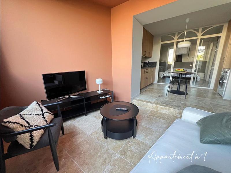 Immeuble - 110 m² - 6 pièces