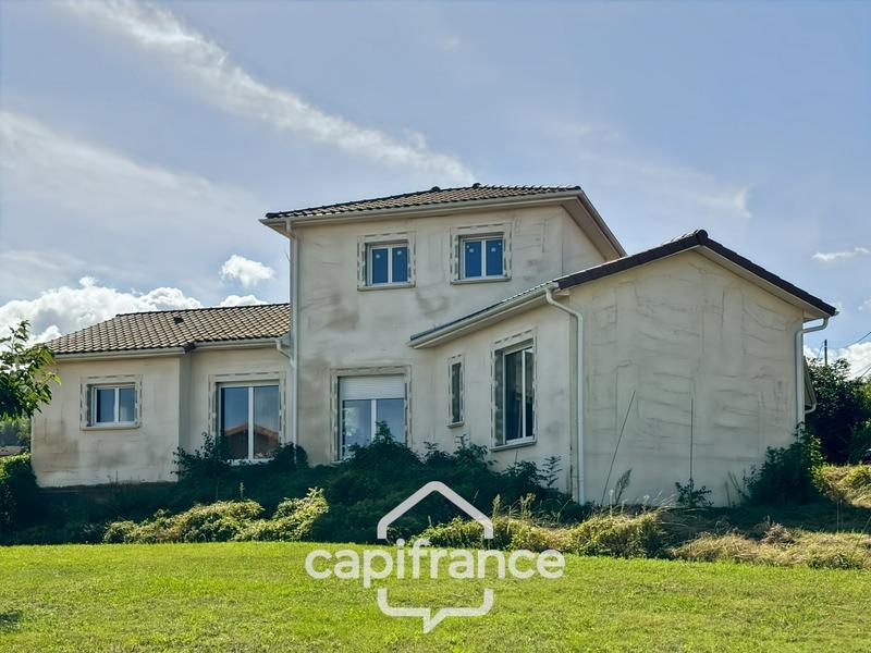 Maison - 170 m² - 8 pièces